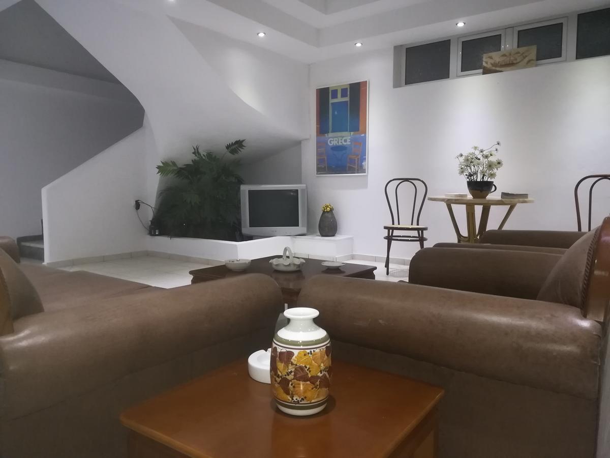 Araliki Apartments & Studios Loutra Edipsou  Bagian luar foto